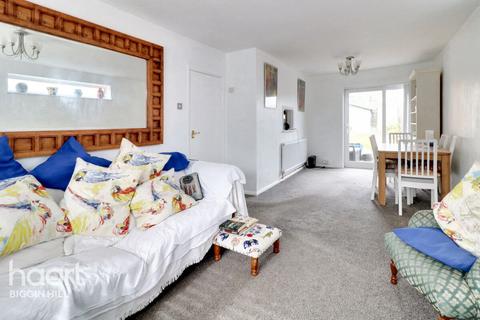 Hollingworth Way, Westerham