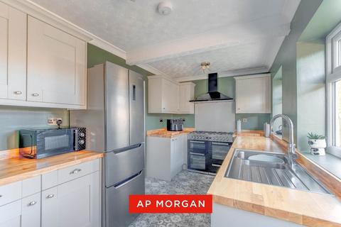 3 bedroom semi-detached house for sale, Victoria Street, Wall Heath, Kingswinford, West Midlands, DY6