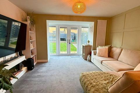 3 bedroom end of terrace house for sale, Pear Lane, Devon PL7
