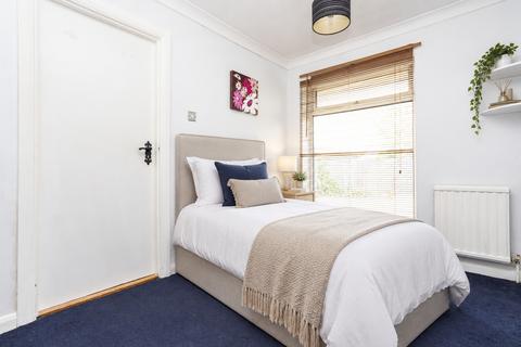 2 bedroom bungalow for sale, Pluckley Gardens, Margate, CT9