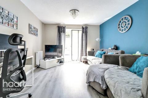 2 bedroom terraced house for sale, Anne Boleyn Close, Eastchurch