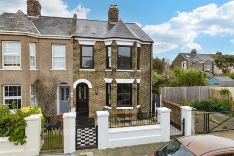 3 bedroom end of terrace house for sale, St. Patrick's Road, Deal CT14