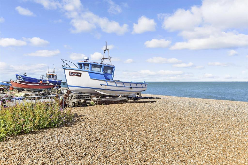 Surrounding Area - Seafront View