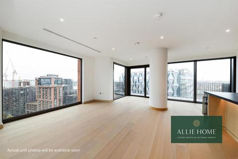 3 bedroom flat for sale, 1 Viaduct Gardens, London SW11