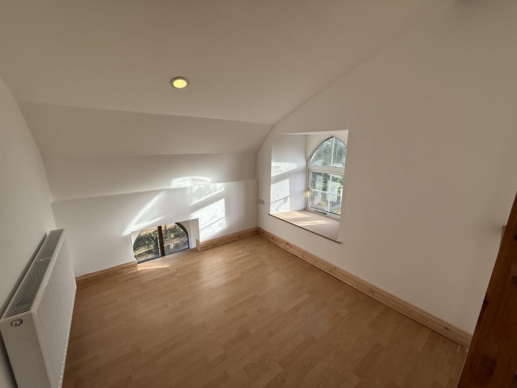 Front Double Bedroom 1
