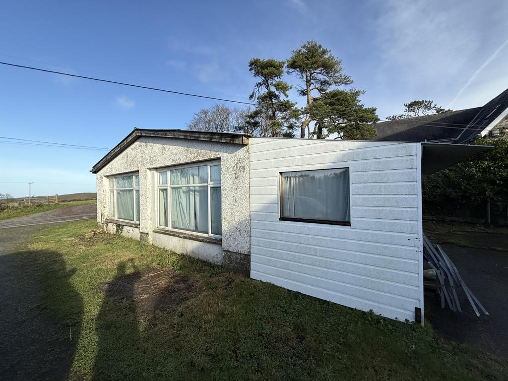 Detached chalet