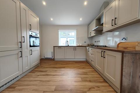 undefined, Wellington Road, Sandhurst