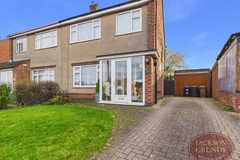 St. Augustin Way, Daventry, NN11 4EG