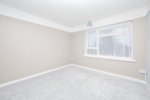 2 bedroom flat for sale, Queens Rise, Ringwould, Deal, Kent, CT14