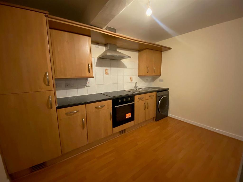 KITCHEN.jpg