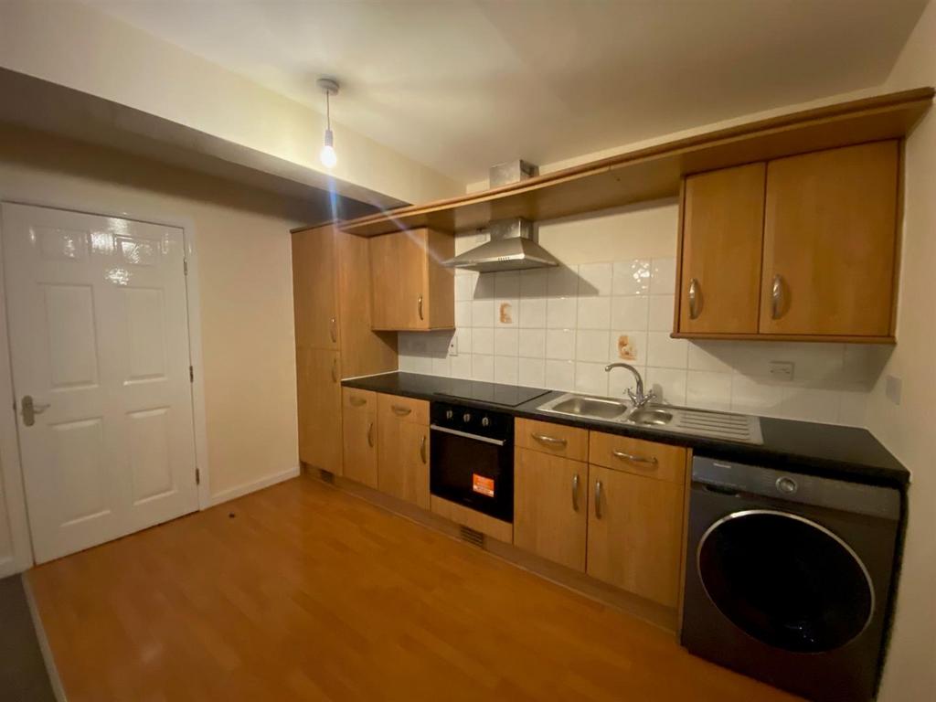 KITCHEN 1.jpg
