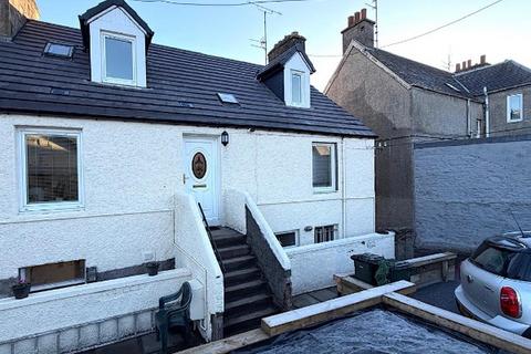 2 bedroom maisonette to rent, High Street, Auchterarder, Perthshire, PH3