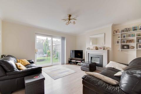 4 bedroom detached house for sale, The Meadows, Catshill, Bromsgrove, Worcestershire, B61