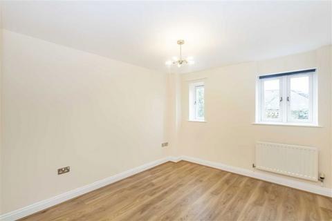 undefined, High Street, Teddington TW11