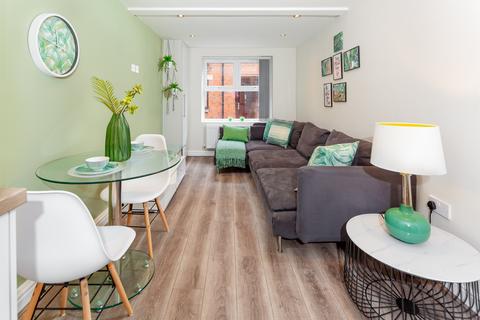 undefined, Markden Mews, L8 1TN,