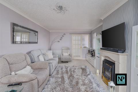 3 bedroom detached bungalow for sale, Whitehouse Road, Dordon, B78