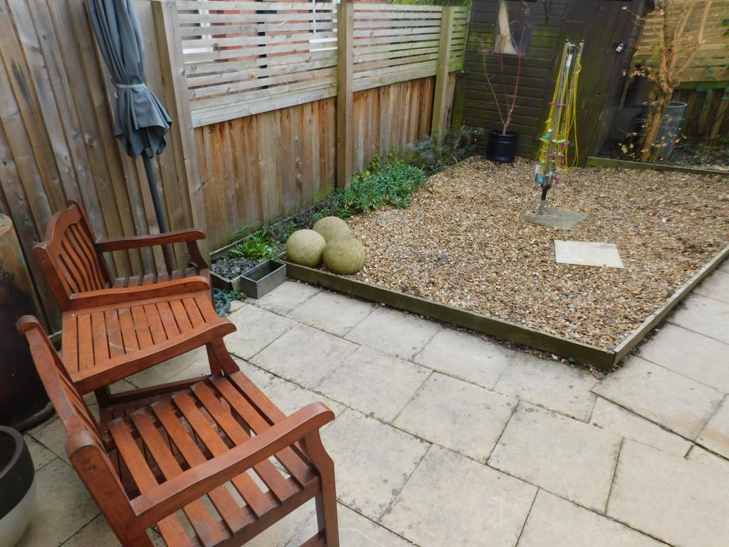 Courtyard garden