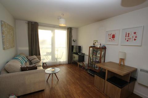 undefined, Guildford Road, Woking GU22