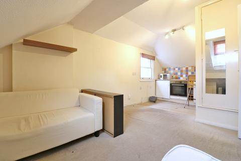 undefined, Culmington Road, Ealing, London, W13