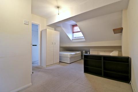 undefined, Culmington Road, Ealing, London, W13