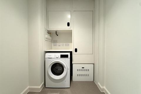 2 bedroom apartment to rent, Marsh Wall, London E22