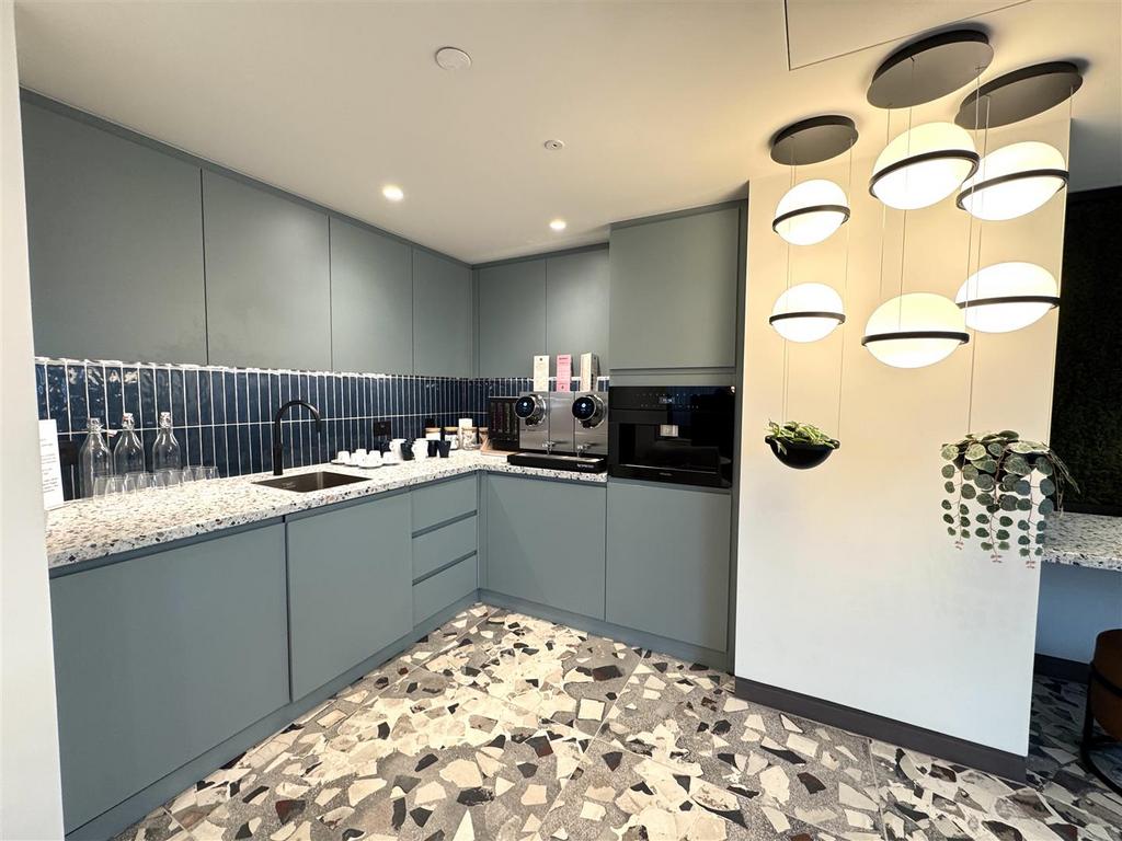 Business suite kitchen.jpeg