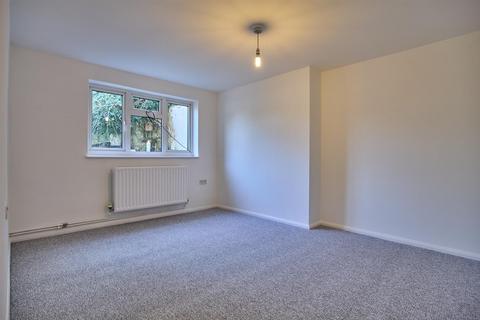 3 bedroom semi-detached house to rent, Catthorpe Road, Shawell, Lutterworth