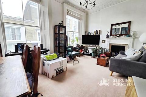 1 bedroom apartment to rent, Campden Hill Gardens, London, W8