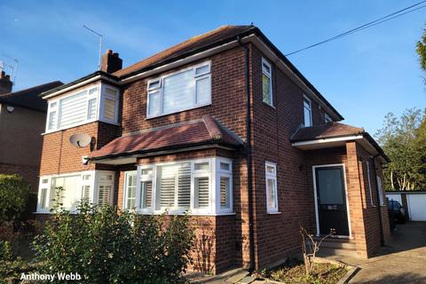 2 bedroom maisonette to rent, Berry Close, Winchmore Hill, N21