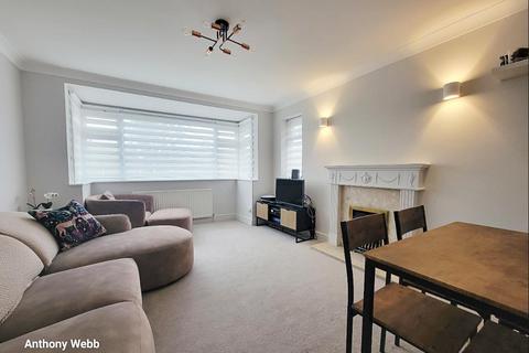 2 bedroom maisonette to rent, Berry Close, Winchmore Hill, N21