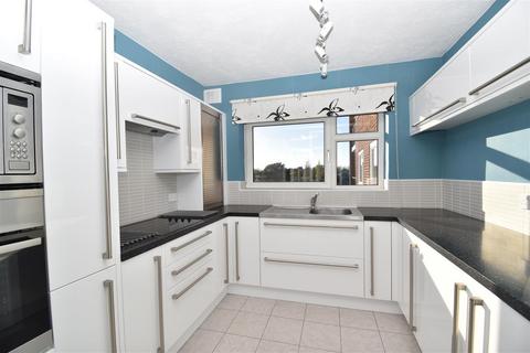 undefined, 39, Manor Court, Leamington Spa