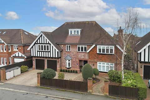 undefined, Maple Road, Harpenden