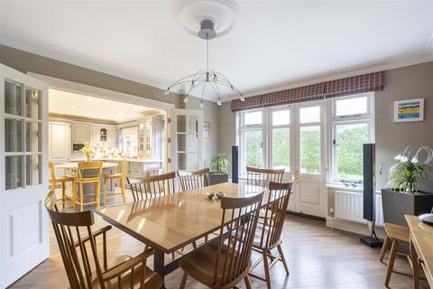 undefined, Maple Road, Harpenden