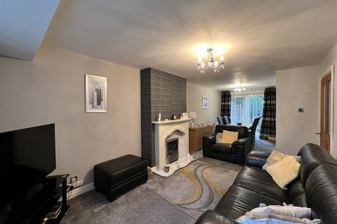 3 bedroom semi-detached house for sale, Hillary Road, Hyde