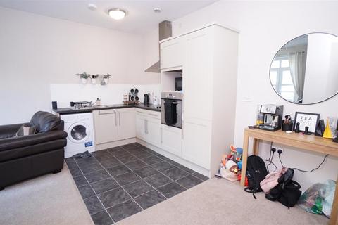 undefined, Brackendale, Thackley, Bradford