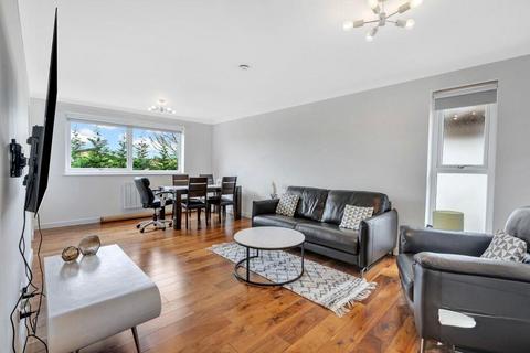 2 bedroom property for sale, Argyle Road, London W13