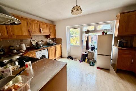 undefined, Witham Road, Isleworth TW7
