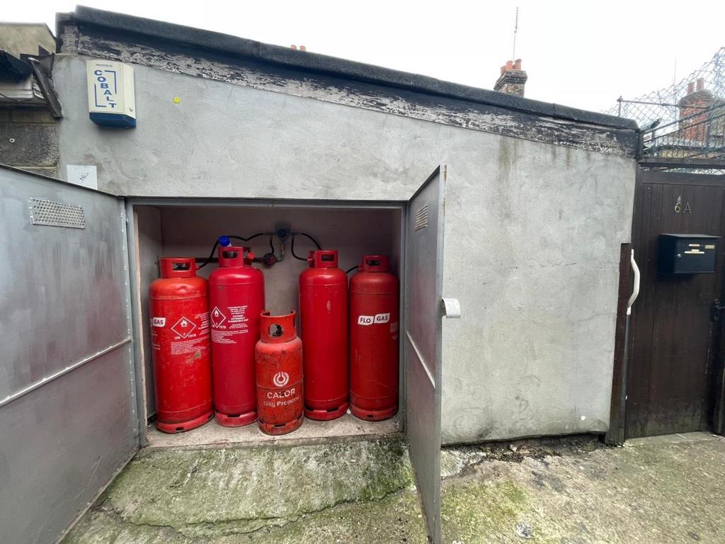 Whats App Image 2025-10-16 at 10.14.27.jpeg