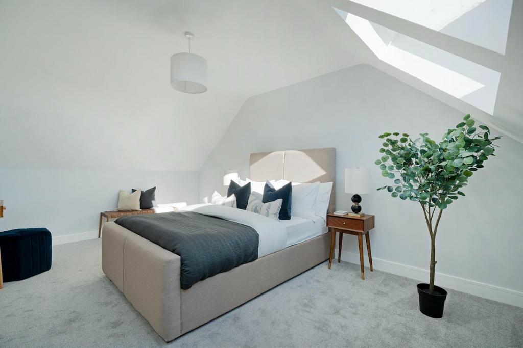 Loft room.jpg