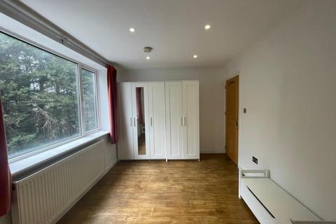 undefined, Lordship Lane, London N22