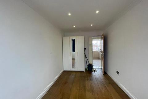 undefined, Lordship Lane, London N22