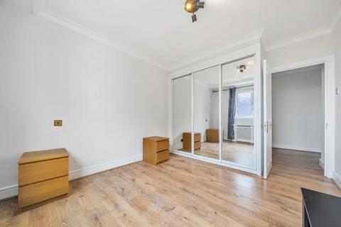 1 bedroom property to rent, St. Johns Wood Road, London NW8