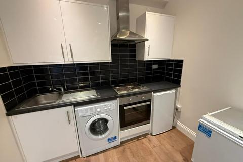 Property to rent, The Mall, Ealing W5