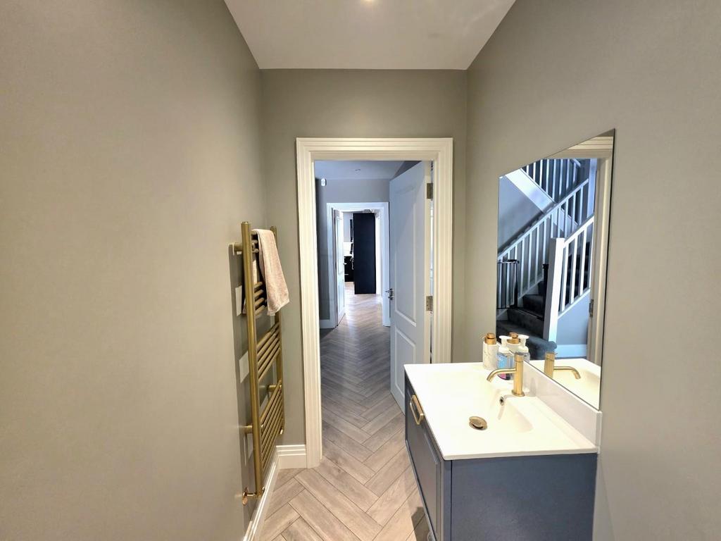 Downstairs WC PT2.jpg