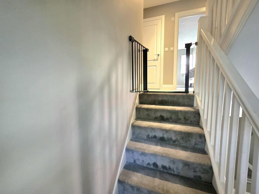 First floor landing.jpg