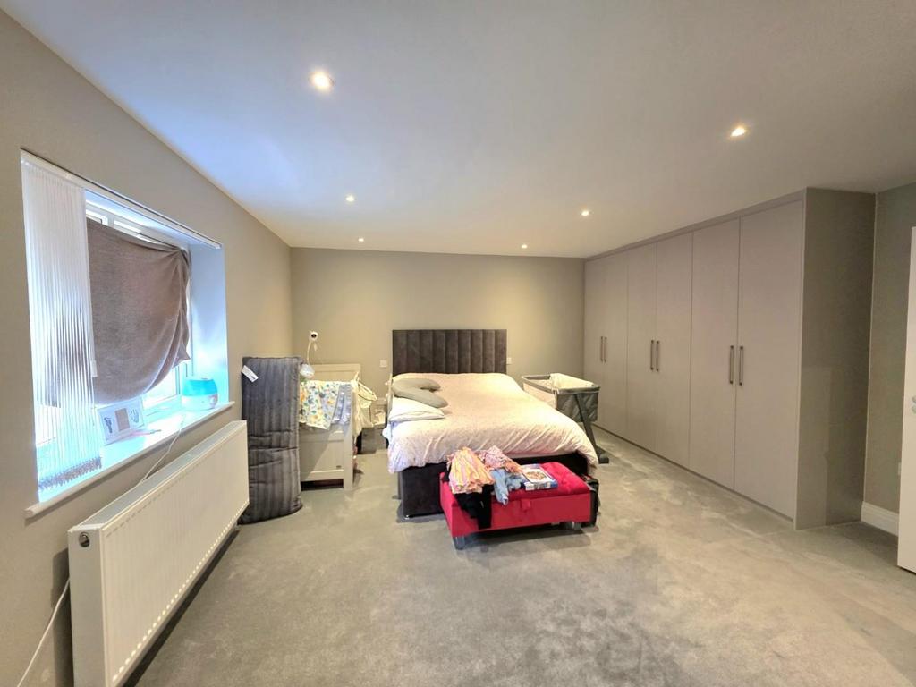 Room 2 PT3.jpg