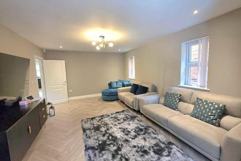 4 bedroom detached house for sale, Upton Park, Slough SL1