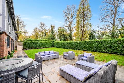 undefined, Woodcote Park Avenue, Purley