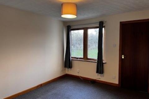 2 bedroom ground floor flat to rent, Murray Terrace, Inverness, Smithton, IV2