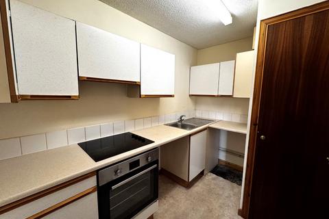 2 bedroom ground floor flat to rent, Murray Terrace, Inverness, Smithton, IV2